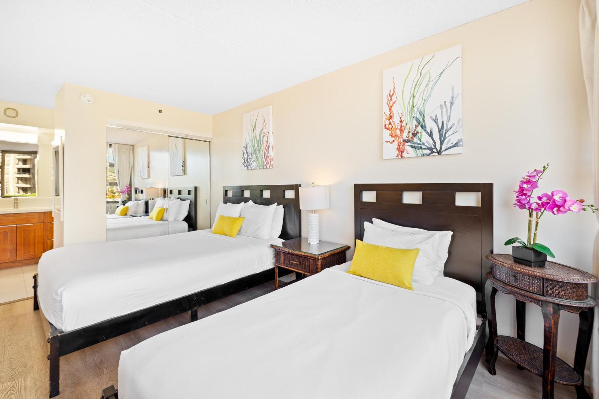 Cozy Waikiki Getaway, Stroll To Beach With Free Parking Гонолулу Экстерьер фото