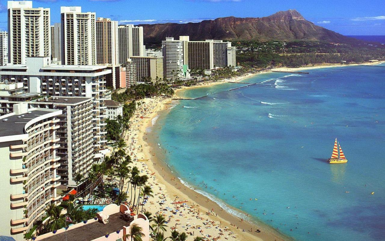 Cozy Waikiki Getaway, Stroll To Beach With Free Parking Гонолулу Экстерьер фото